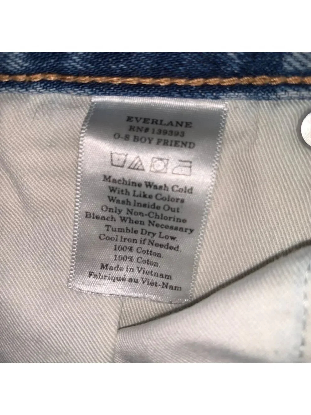 Everlane O-S Boy Friend Distressed Cropped Blue Jeans 25